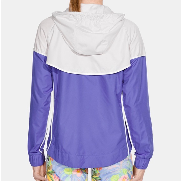 NIKE WMNS Sportswear Windrunner Jacket - Picture 2 of 4